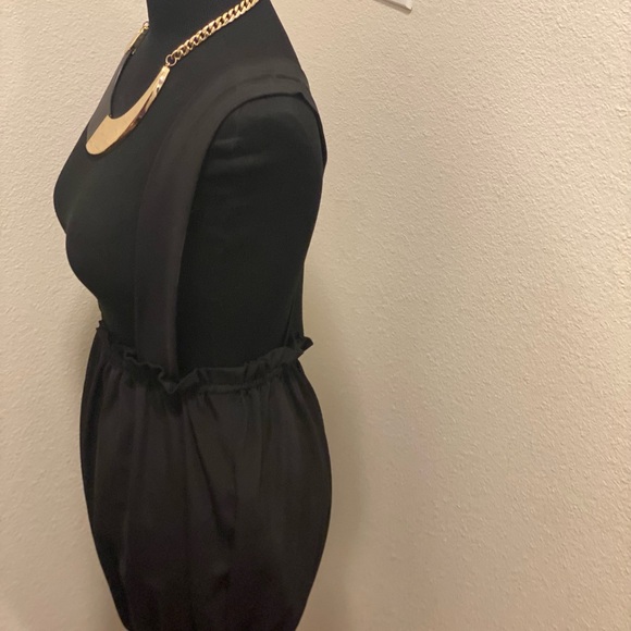 ALICE + OLIVIA BLACK 100% SILK SUSPENDER MINI DRESS BUBBLE HEM PINAFORE S - Picture 2 of 5